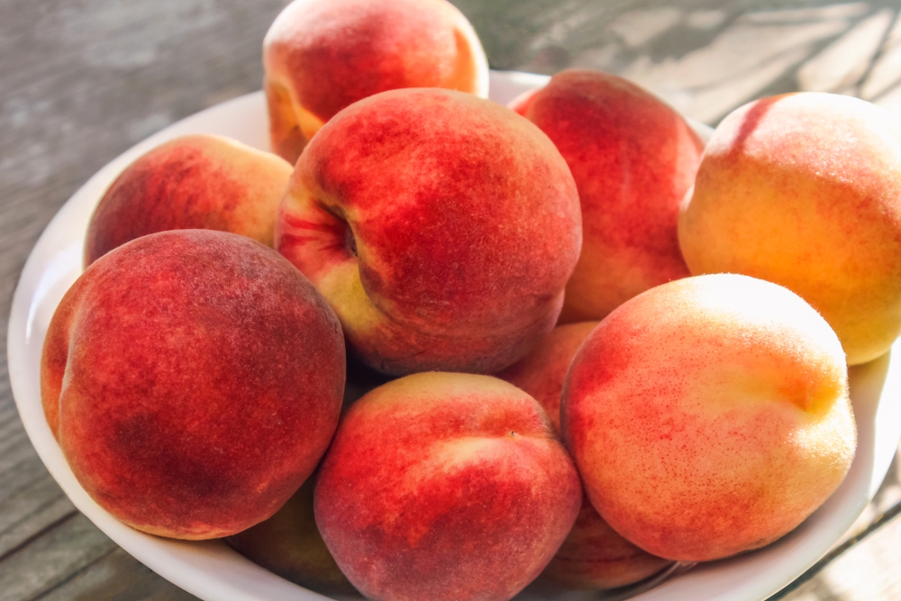 吃桃子的好处-8个健康益处让你爱上它