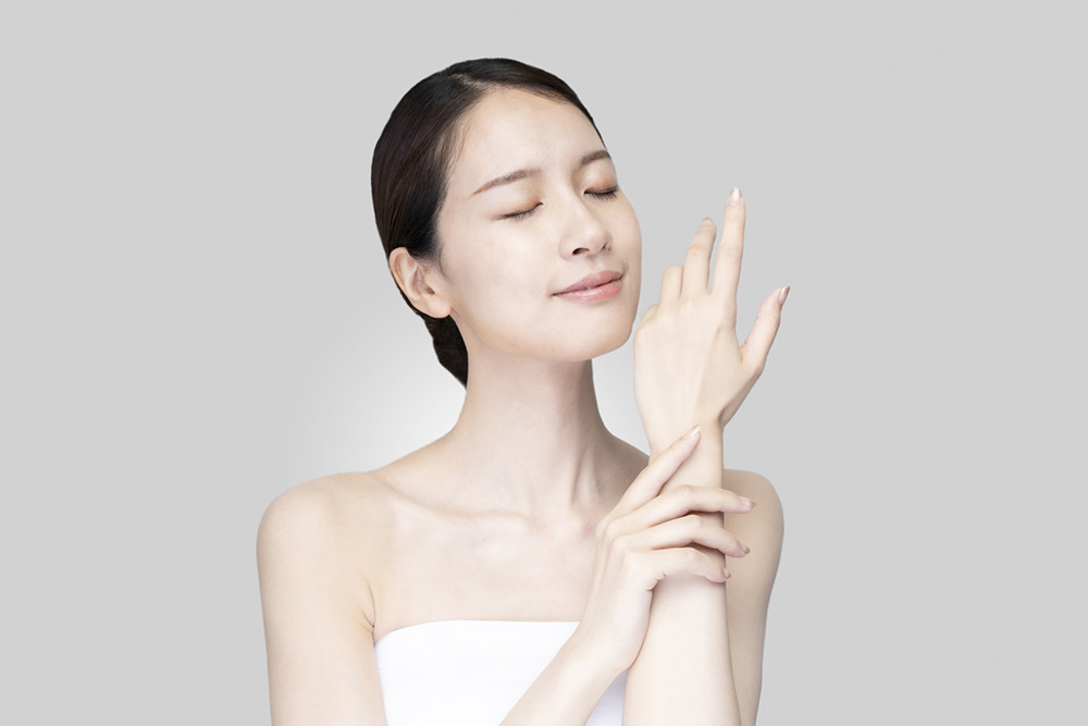 抗氧化、缓衰老、减少发炎!维生素「美肤四宝」这样正确补充