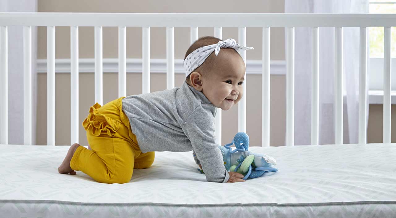 布置婴儿床注意4方面,打造安全睡眠环境
