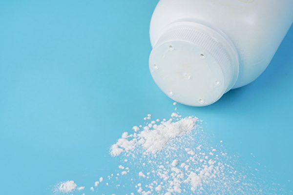 除了用在婴儿身上 痱子粉还有这8种妙用